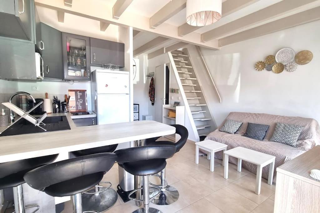 Chez Laura Et Benjamin ! Maison A La Plage Climatisee Фронтіньян Екстер'єр фото