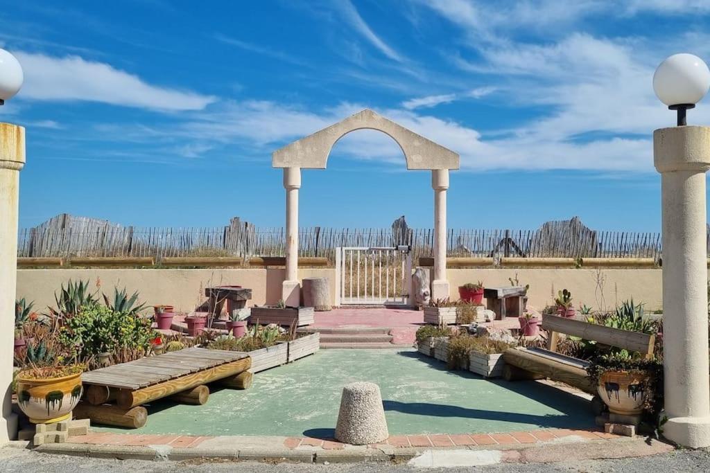 Chez Laura Et Benjamin ! Maison A La Plage Climatisee Фронтіньян Екстер'єр фото