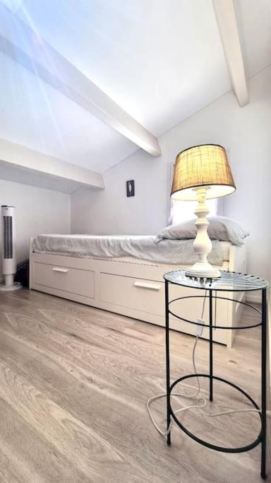 Chez Laura Et Benjamin ! Maison A La Plage Climatisee Фронтіньян Екстер'єр фото